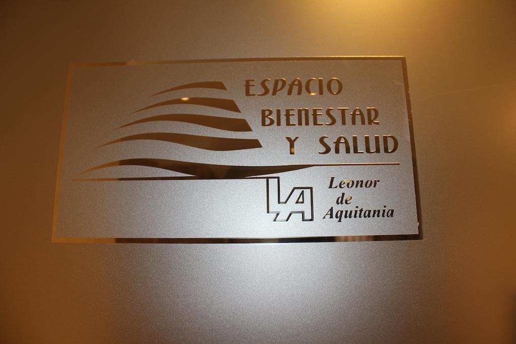 Hotel Leonor De Aquitania Cuenca  Oda fotoğraf