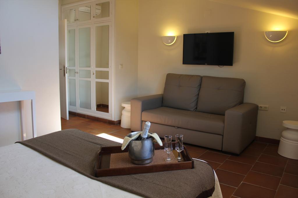 Hotel Leonor De Aquitania Cuenca  Oda fotoğraf